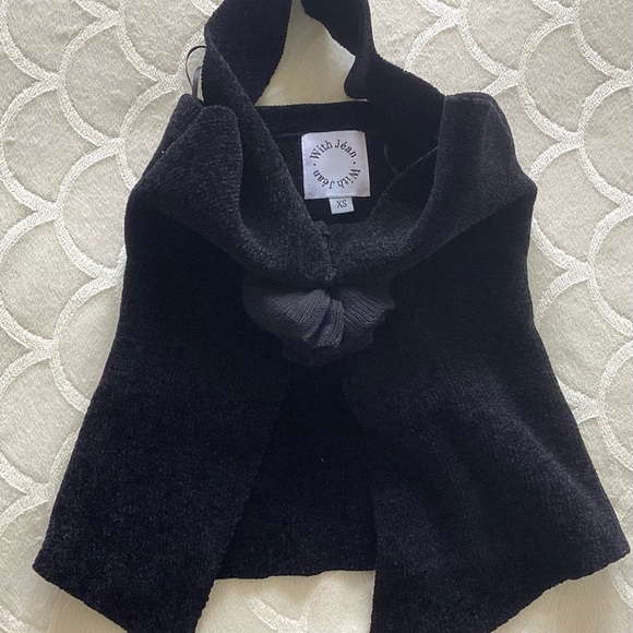 With jean rose top - Picture 7 of 8